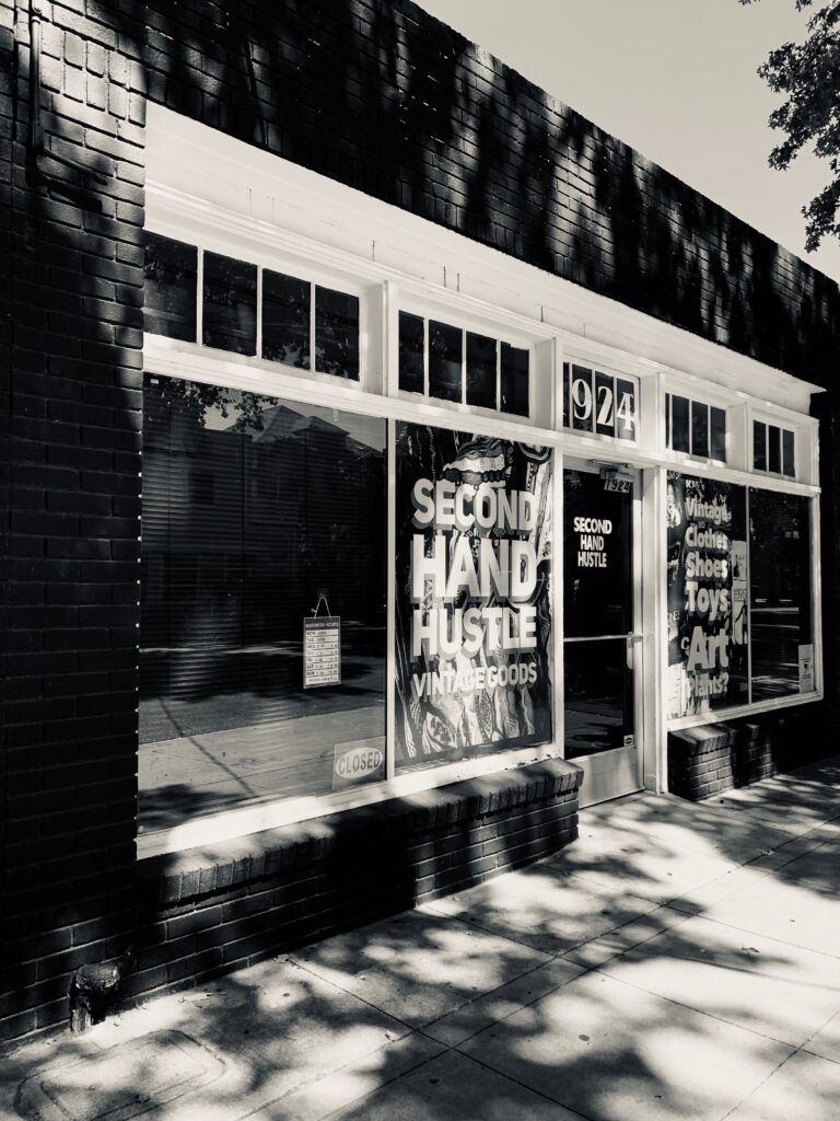 Second Hand Hustle 916 - Vintage Clothing in Sacramento