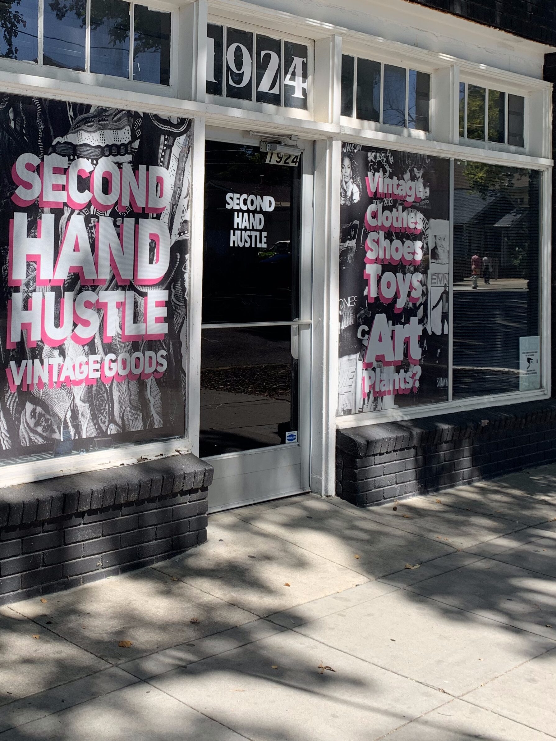 Second Hand Hustle 916 - Vintage Clothing in Sacramento